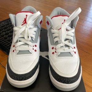 Air Jordan 3 Retro GS sz 4